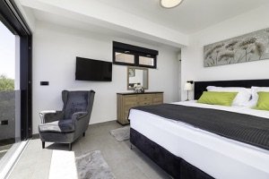 Luxury Villa Adria - Gallery Image 13